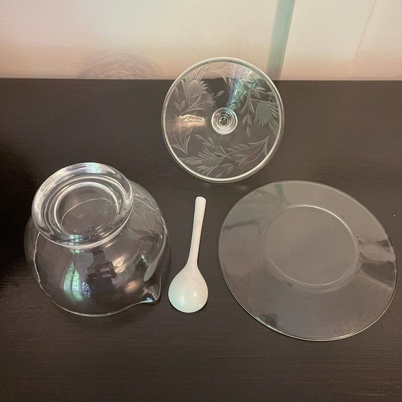Vintage 3 Piece Etched Clear Glass Condiment Jelly/Condiment Bowl w/Spoon - Picture 7 of 8